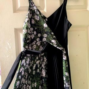 Delfi Collective Camille dress size M